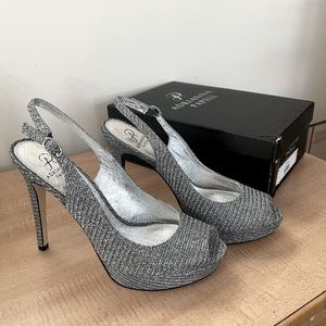 Adrianna Papell Wallace shoe, size 9.5